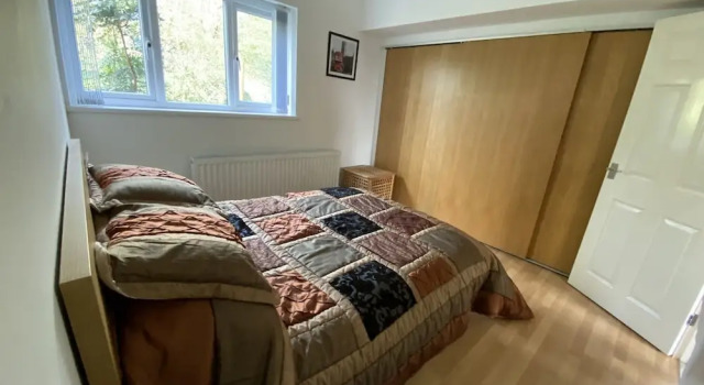 Spacious One Bed Deluxe Apartment in Daventry, Varaa Huoneisto Asunnot kohteessa Merseyside, Huoneisto