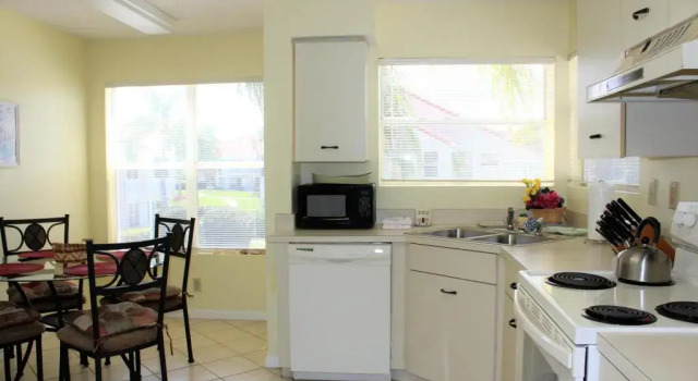 Vista Verde East 3-219