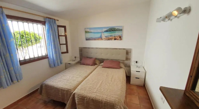 2 bedroom villa The Bungalow with private heated pool, Забронировать Вилла Коттеджи Пуэрто-дель-Кармен, рядом с Казино Gran Casino de Lanzarote, Коттедж
