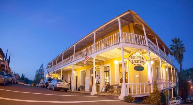 Hotel Leger, Prenota Hotel Mokelumne Hill California