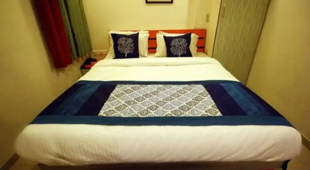 Hotel Royal Apple, Rezervovat Hotel Hotely v Gujarat s parkováním, Parkování