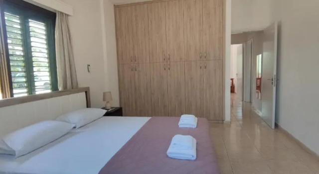 oasis nature almond house