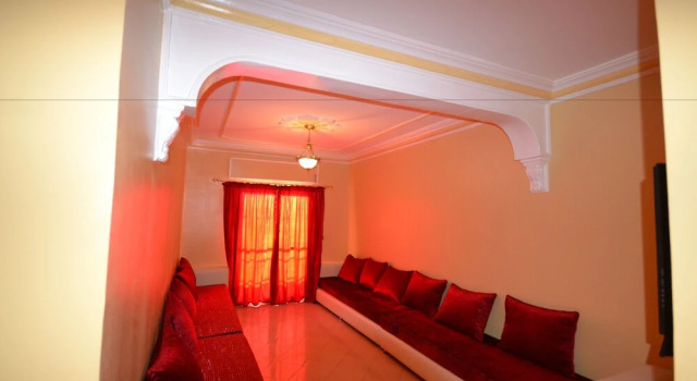 Immeuble Chams Martil, Rezerwuj Apartament Hotele w Tanger-Tetouan z parkingiem, Parking