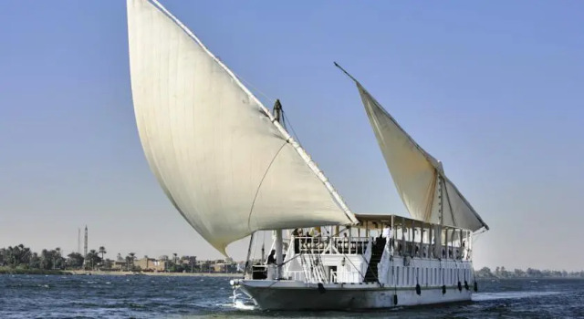 Giraffa Dahabiya Luxor / Aswan 05 & 07 Nights Each Saturday, Reserva ahora Hotel West bank 