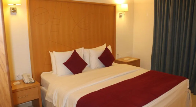 Двухместный номер Deluxe с балконом Ramada Resort Dead Sea
