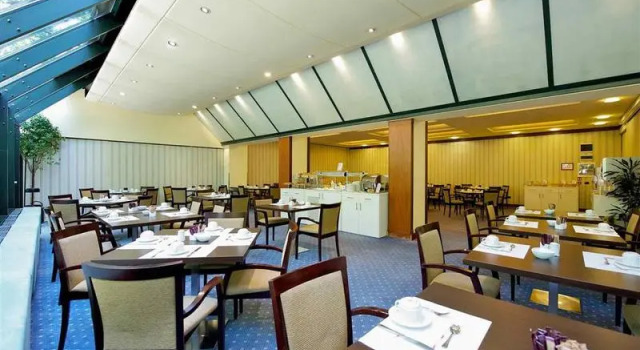 Mercure Reggio Emilia Centro Astoria, Buchen Sie Hotel Reggio nell'Emilia.. 