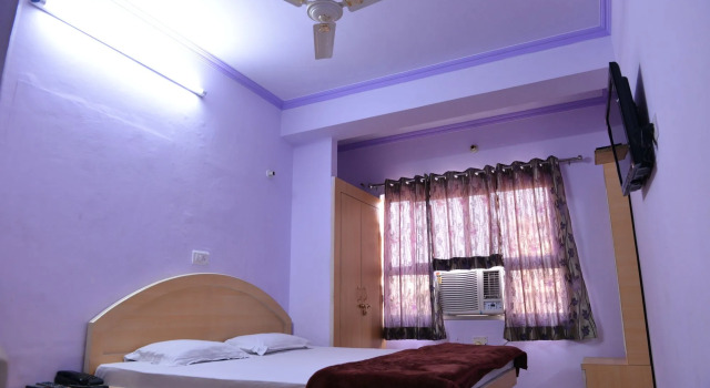 Hotel Mohit Palace