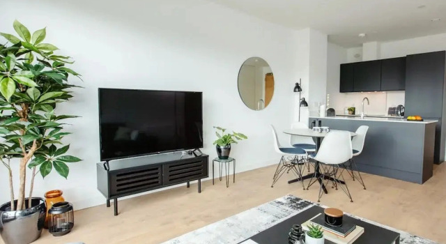 Апартаменты Business City Apartments by Dublin At Home