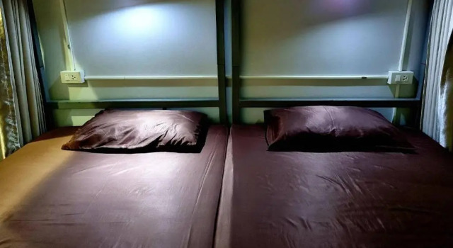 Кровать в общем номере (мужской номер) T2B Hostel
