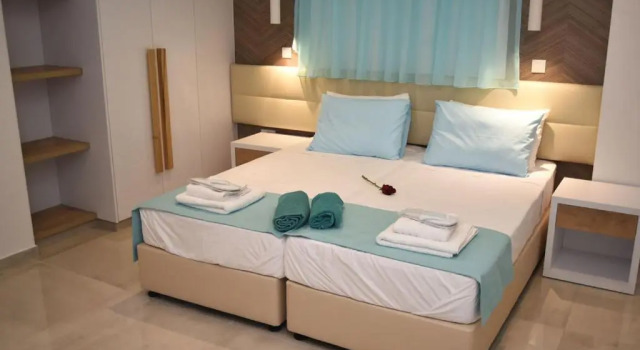 Tripla Hai Hotel