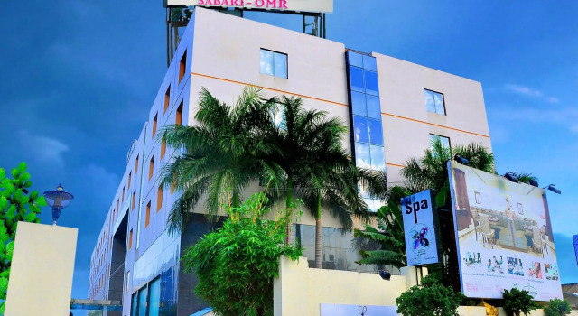 Hotel Sabari Classic, Забронировать Отель Отели штата Тамилнада с бассейном, Бассейн