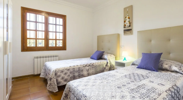 Вилла G Rentals Els Dofins