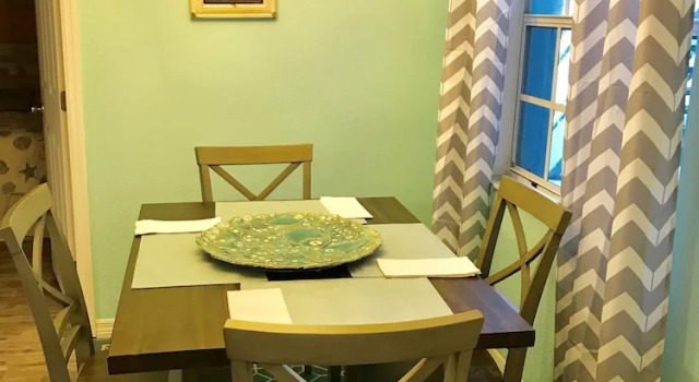 Sea Woods 2bdrm Veranda 135V - 2 Br Home, Забронировать Дом для отпуска Отели Нью-Смирна-Бич с бассейном, рядом с Парк 27 Авеню, Бассейн