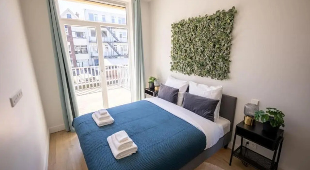 Brilliant 1 Bedroom Serviced Apartment 52m2 -NB304B-, Забронировать Апартаменты/квартира Дельфсхавен 
