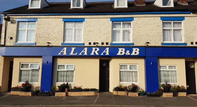 Трёхместный номер Standard ALARA Bed and Breakfast