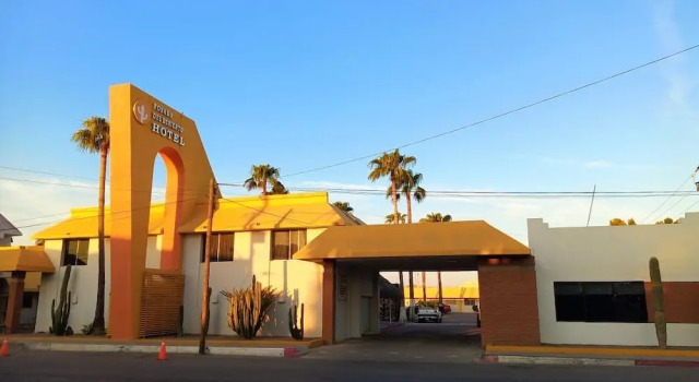 HOTEL POSADA DEL DESIERTO, Book Hotel Hotels in Sonora with Parking, Parking