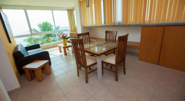 Апартаменты Banderas Suites