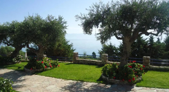 Апартаменты Villa Tasos Koutsoubos