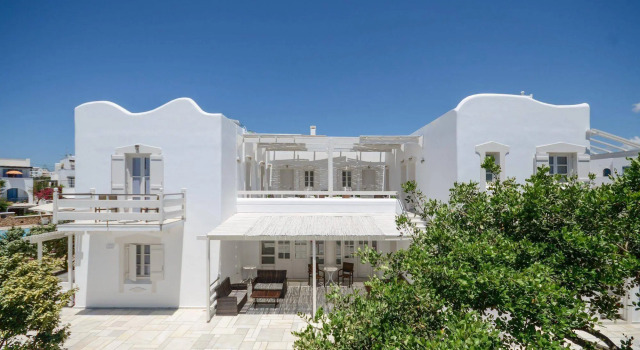 Ostria Hotel