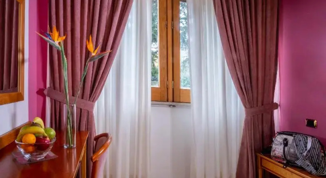 Трёхместный номер Standard с балконом Hotel Savoia Sorrento