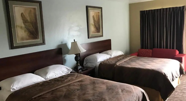 Четырёхместный номер Standard Immokalee Inn