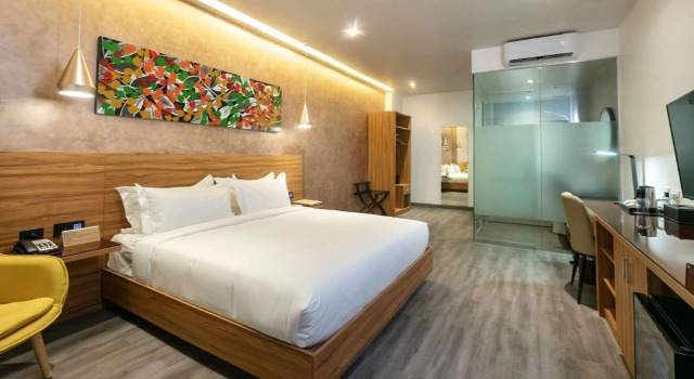 Номер Deluxe SureStay Plus Hotel by Best Western AC LUXE Angeles City