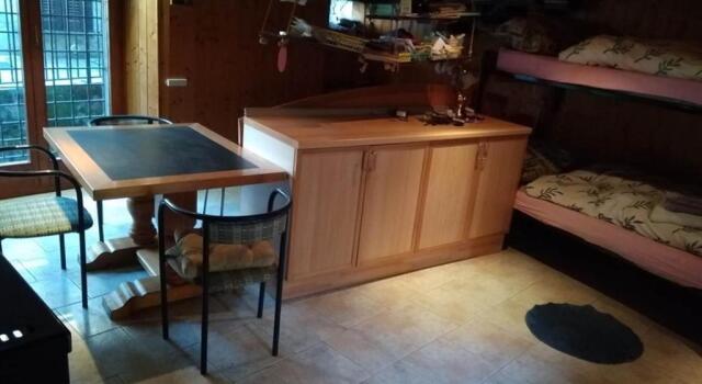 Кровать в общем номере Al Pèrgul