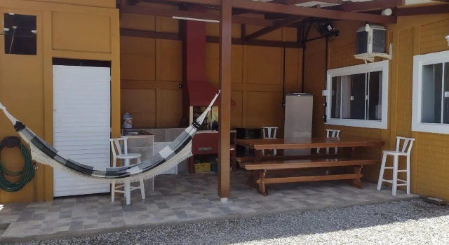 Casa De Férias Familiar Com Linda Vista à 300m Da Meia Praia De Navegantes