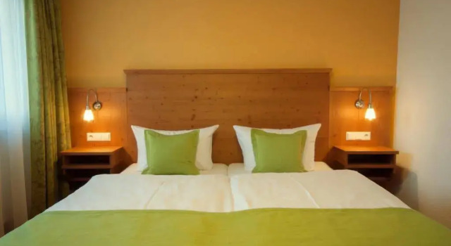 Hotel Bilger Eck, Buchen Sie Hotel Stockach Bodensee-Radweg