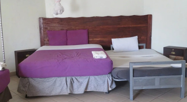 Двухместный номер Standard Global Village Hotel