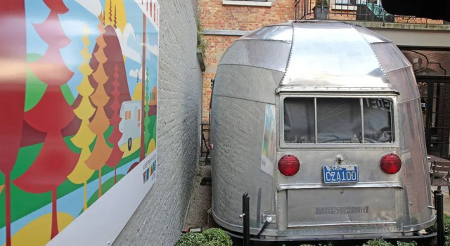 Hotel Vintage Airstream, Забронировать Отель Брюссель Брюссельский столичный регион, рядом с Центр изобразительных искусств BOZAR