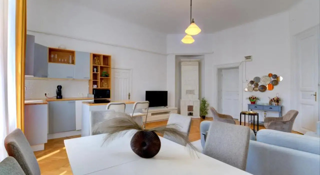 Design apartament in Calea Victoriei, Забронировать Бутик-отель Бутик-отели Бухареста, рядом с Музей коллекций произведений искусства, Бутик-отель