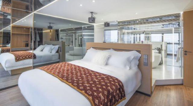 Люкс Deluxe Chongqing Indition High Altitude Hotel
