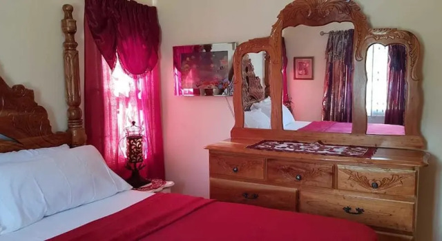 Meadows Cozy 2BDR House