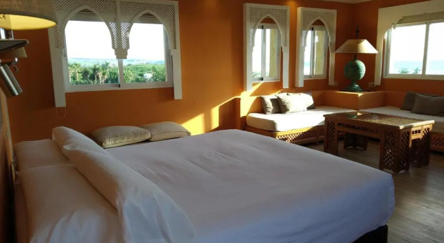 Полулюкс Beach Hotel Dos Mares