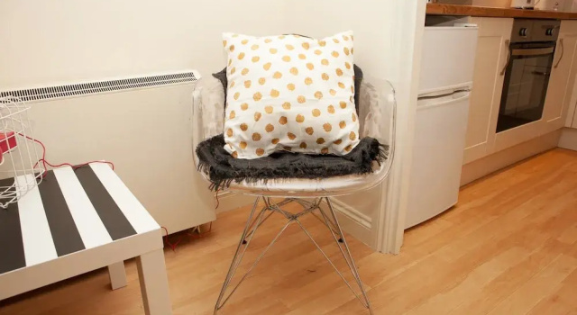 2 Bedroom Bristol House Near Gloucester Road, Забронировать Дом для отпуска Виллы Бристоля, рядом с Gloucestershire County Cricket Club, Вилла
