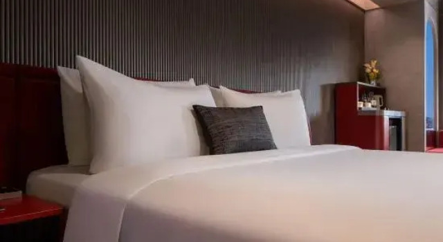 Suite Neyar星辰隐奢露台花园酒店--德思勤广场店