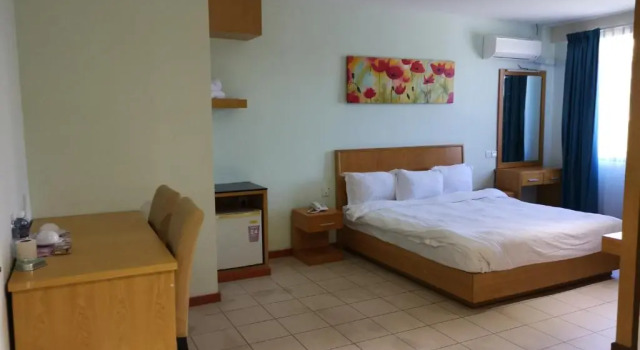 Люкс Standard Fratinis Hotel Labuan