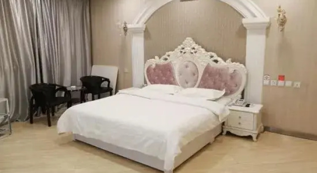 7 Days Inn