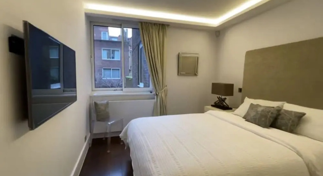 Two Bedroom Flat in Belgravia