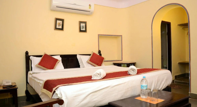 Sajjan Bagh, Boek Resort Hotels in Pushkar met parkeren, Parkeren