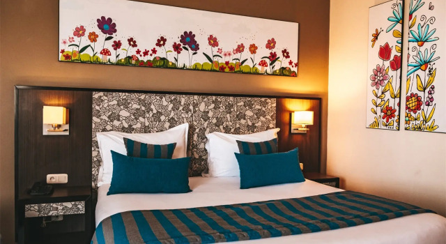 Трёхместный номер Standard Rosa Beach Hotel	