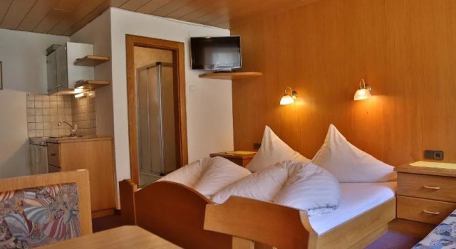 Ferienhof Riml, Rezerwuj Hotel Hotele w Tyrol z parkingiem, Parking