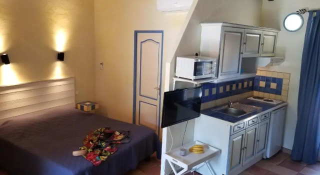 Студия La Villa Les Hespérides