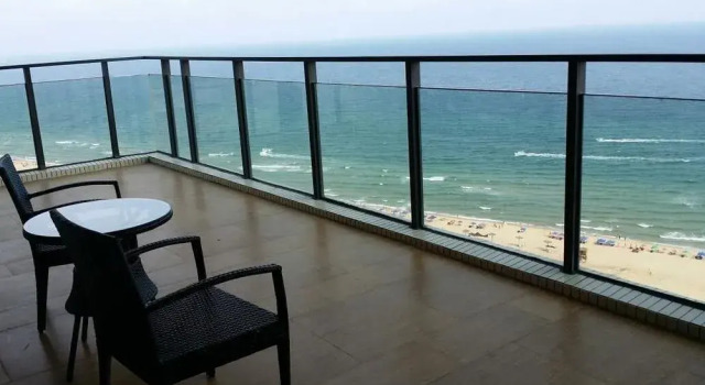 Sunshine Coast Holiday Apartment, Rezervasyon Daire Guangdong otoparklı oteller, Otopark
