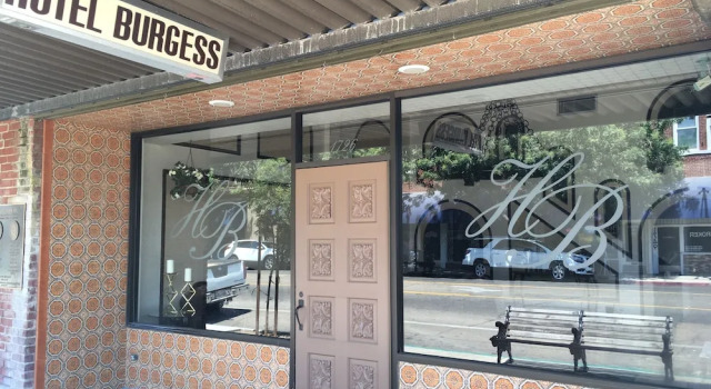 Hotel Burgess, Prenota Hotel Reedley California