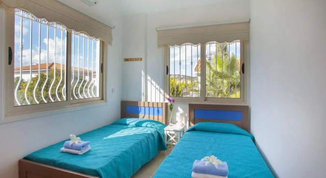 Villa Crystal Sea, Boek Villa Hotels in Protaras met parkeren, in de buurt van Neolithic Settlement, Parkeren