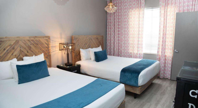 The Whitelaw Hotel