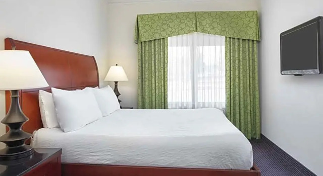 Люкс c 1 комнатой Hilton Garden Inn Rockville - Gaithersburg