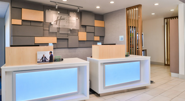 Holiday Inn Express & Suites - Van Horn, an IHG Hotel, Buchen Sie Hotel Hotels in Van Horn mit Parkplatz, Parkplätze